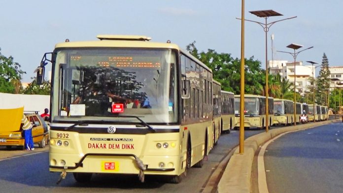 DAKAR DEM DIKK