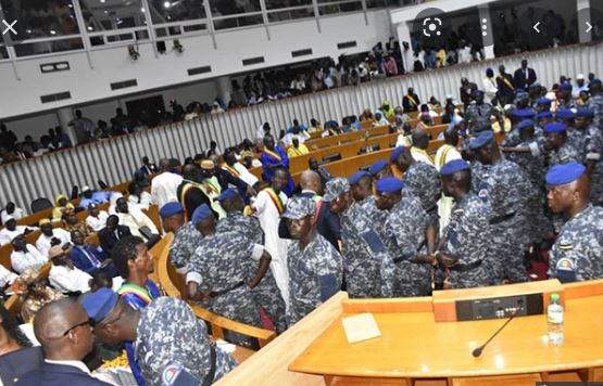 SACCAGE ASSEMBLEE