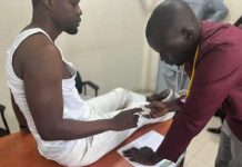 État de santé de Sonko : le Pastef veut l’évacuer à…