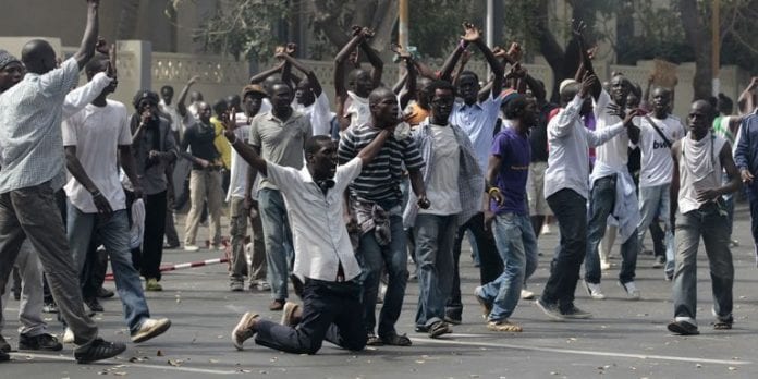MANIF