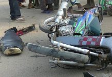 Kahone : Un motocycliste dérape et se fait tué par un camion-citerne