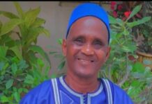 LA VACUITÉ AU SOMMET DE L’ETAT: DEUX LOUSTICS PRÉSOMPTUEUX (Billet du Doyen ISMAÏLA KAMARA)
